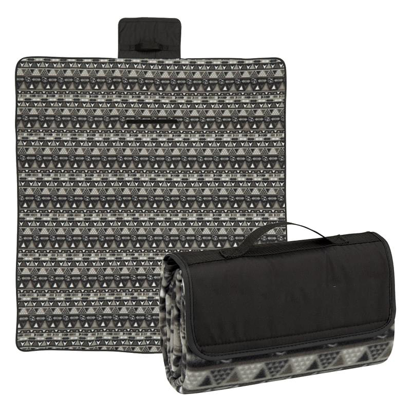 Easily foldable roll - up water resistant blanket