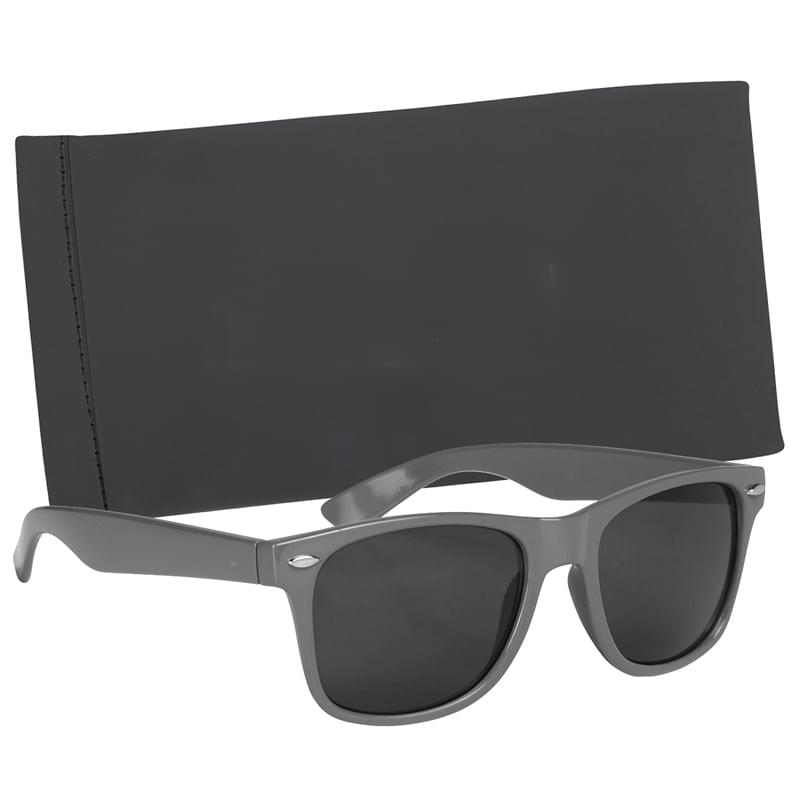 Traveler's Sunglasses in Pouch 7