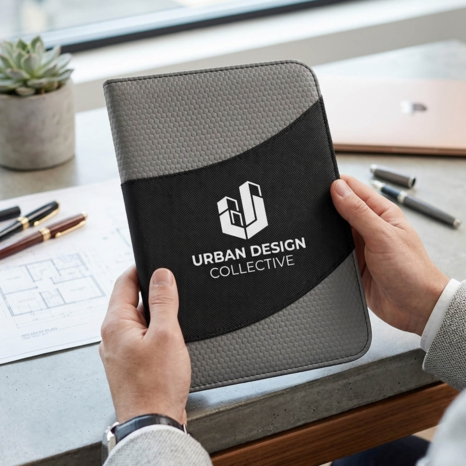 Non-Woven Bubble Padfolio