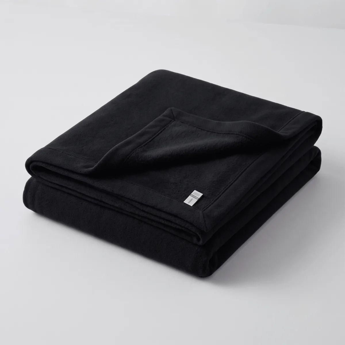 Gildan Heavy Blend Fleece Stadium Blanket Front